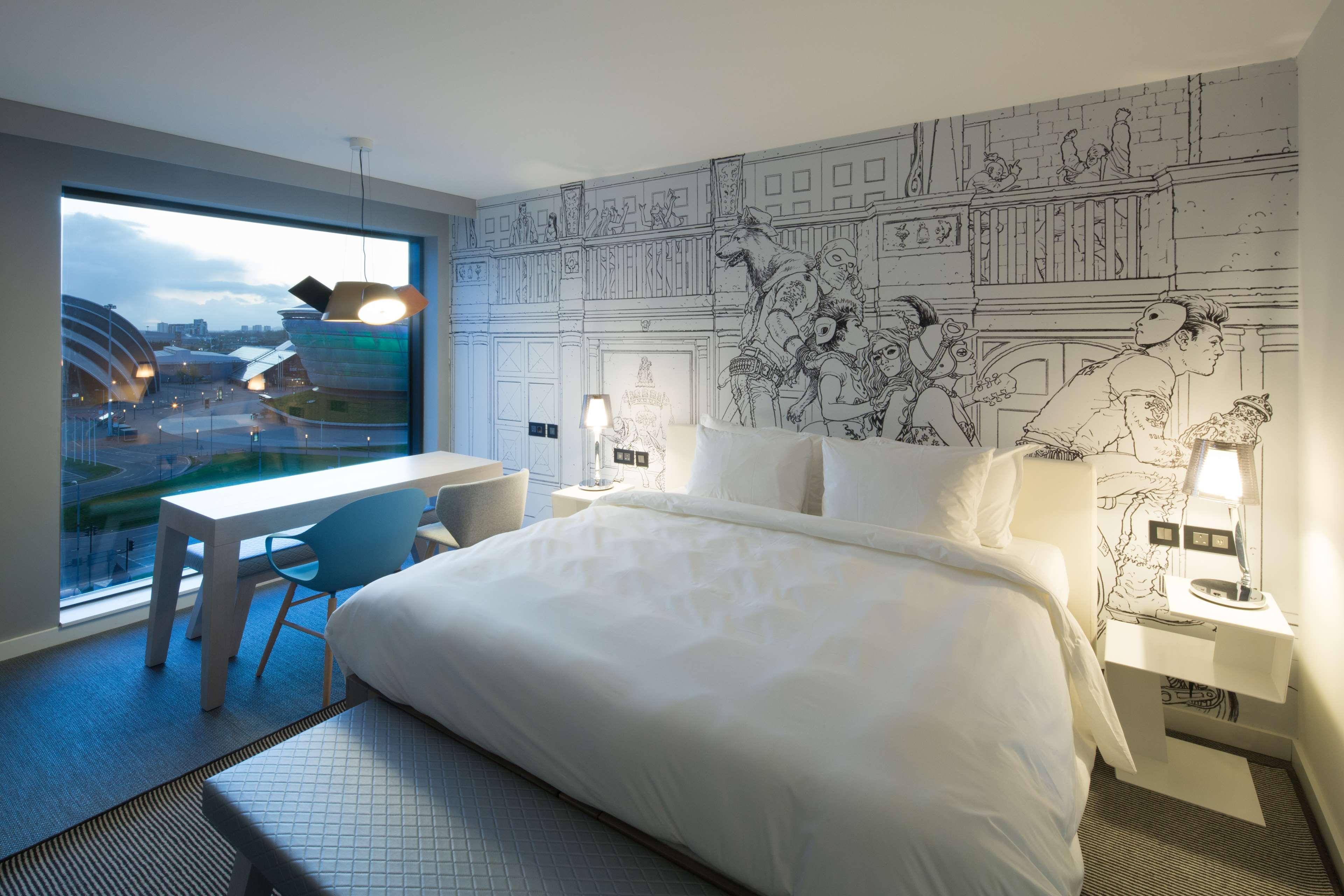 Superior, Hydromassage، Radisson Red Glasgow 3/8