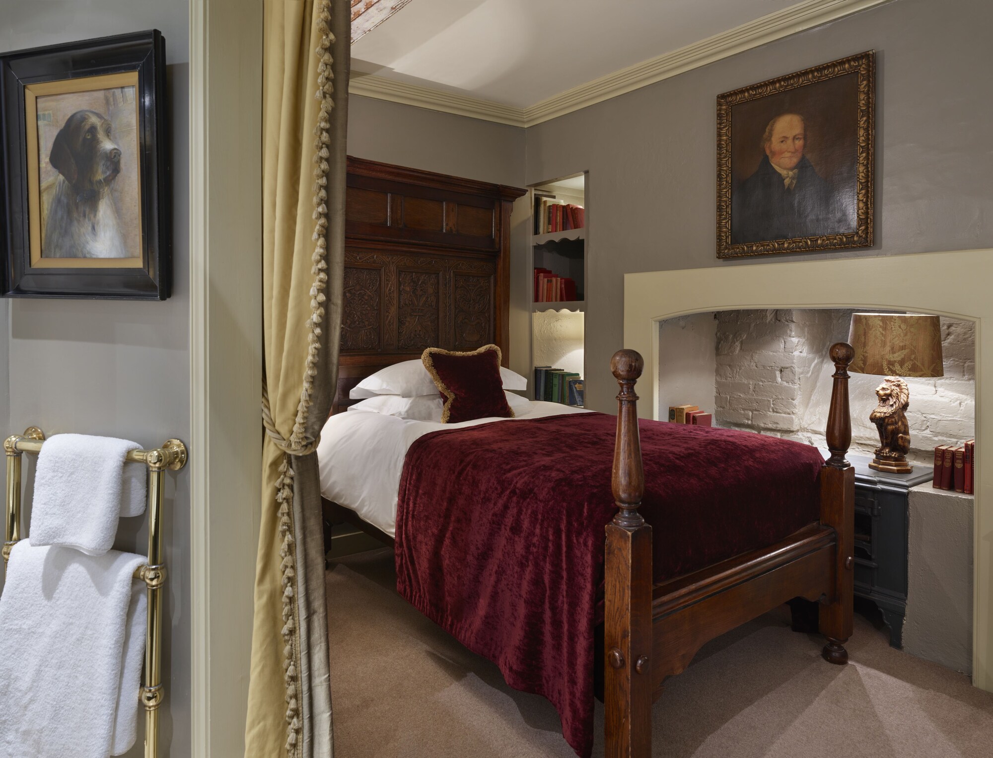 CLUB, SINGLE, SINGLE BED