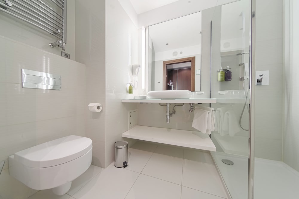 Qubus Hotel Bydgoszcz 57/60