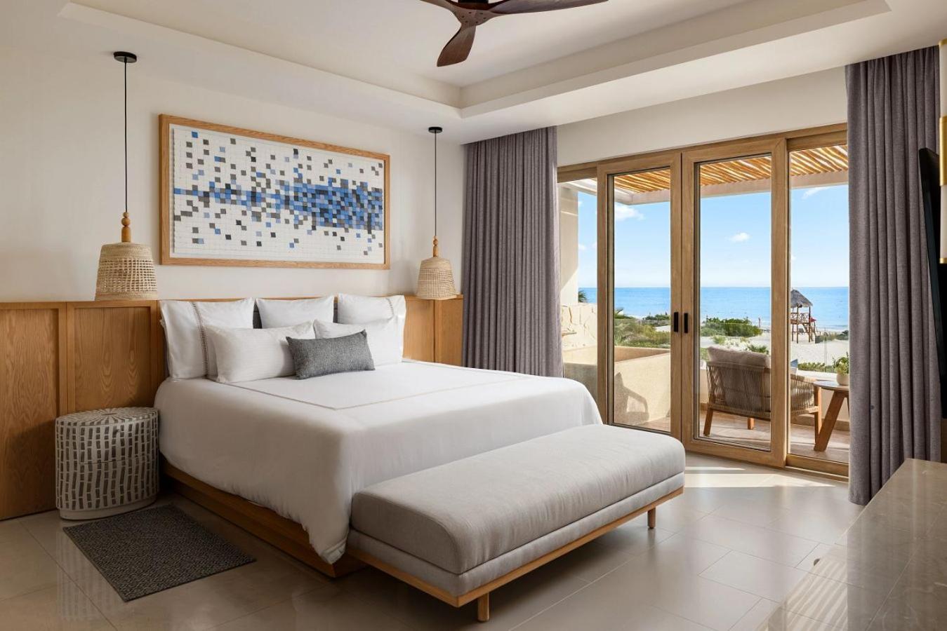 Preferred Club, Master, Suite, Ocean Front