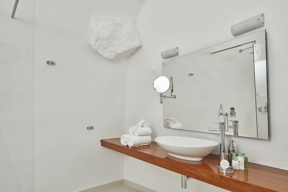 Villaki Oia 56/58