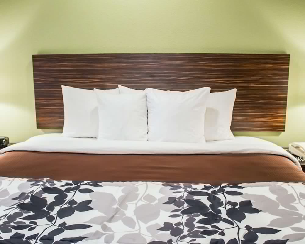 Sleep Inn Summersville - New River Gorge Area 7/27