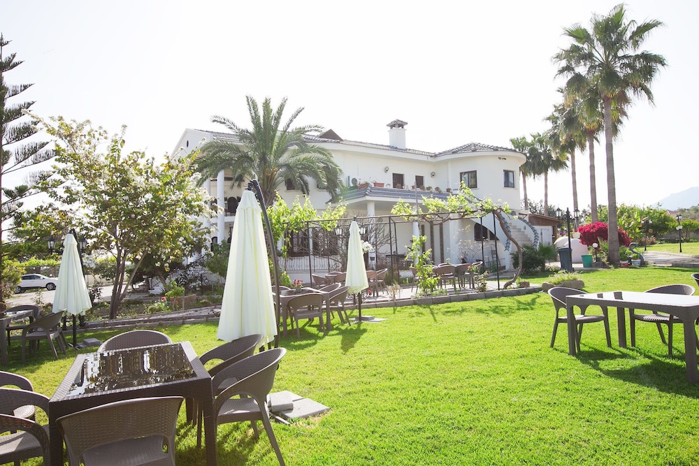 Meryems Hotel 34/41