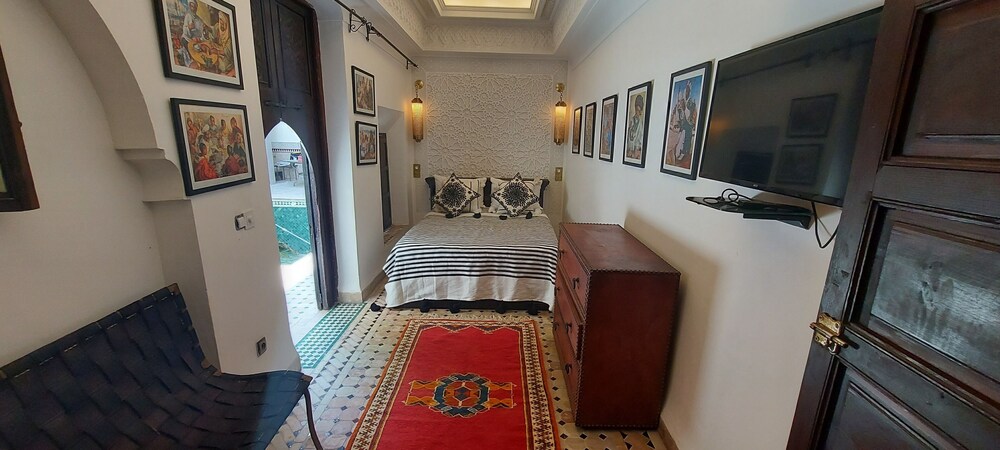 Riad Barroko 12/28