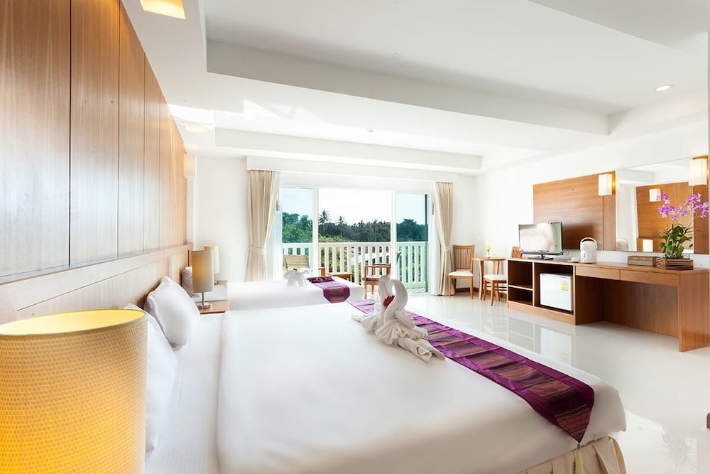 Rawai Princess Hotel 12/50