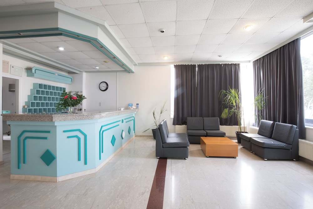 DebbieXenia Hotel Apartments 22/45