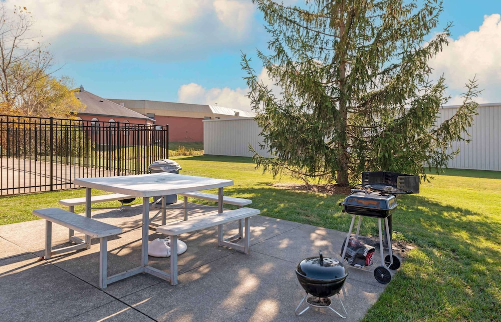 Extended Stay America - Fort Wayne - North 40/50