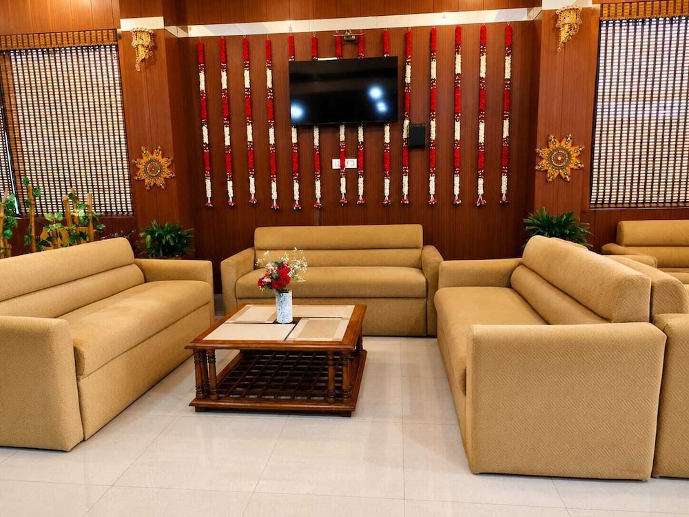 Hotel Maiden Residency 34/50