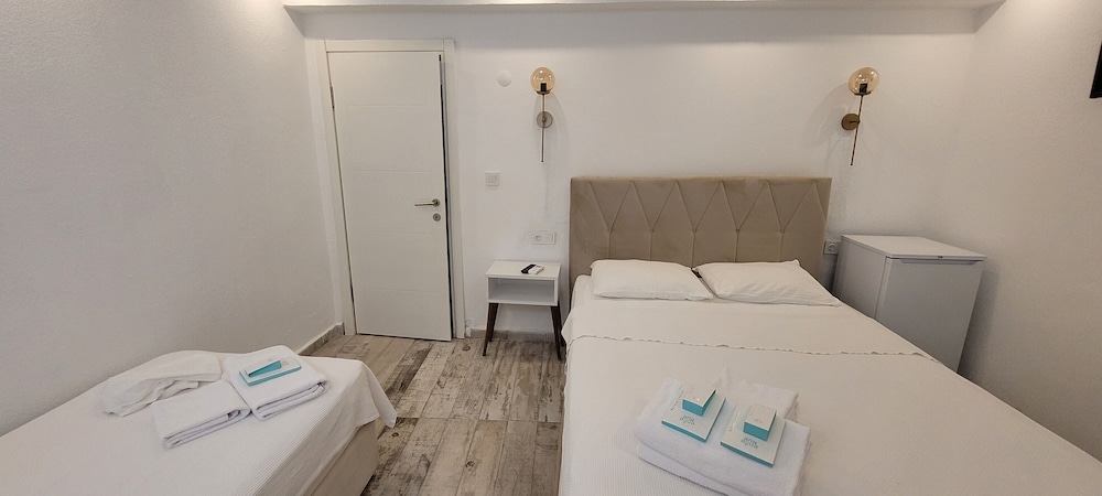 Tenes Otel 24/41