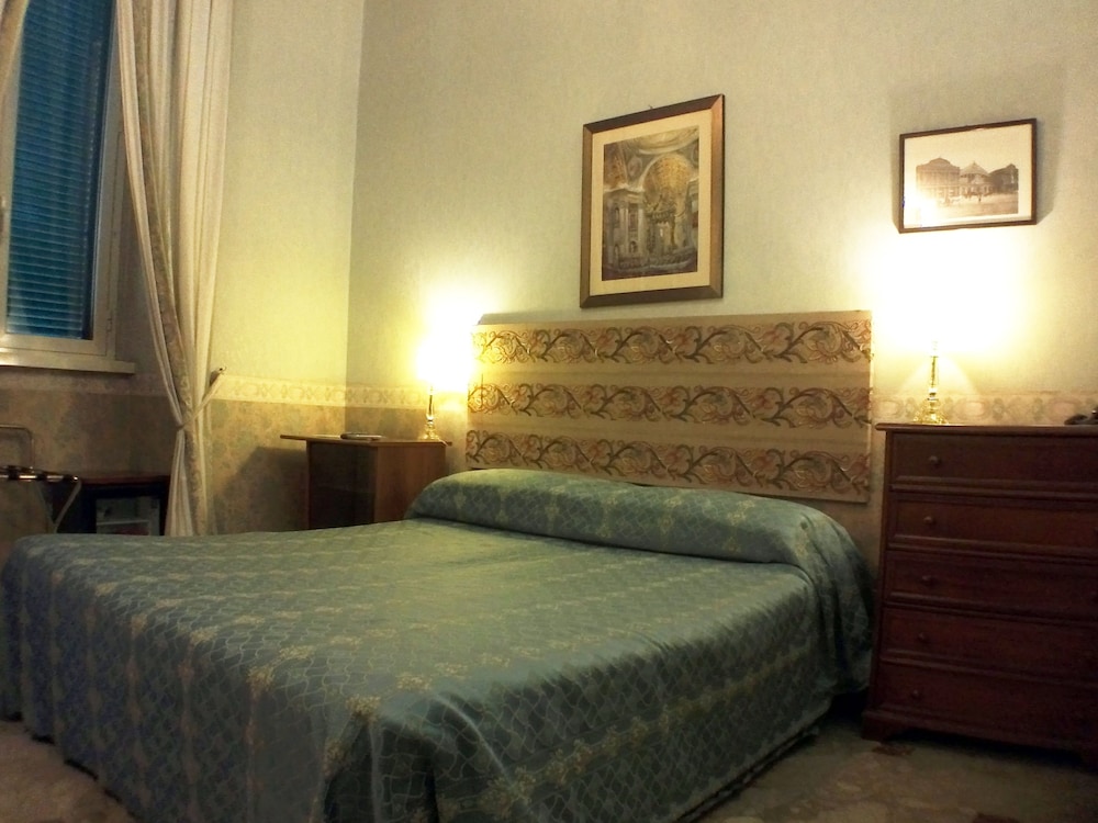 Welcome House 13/71