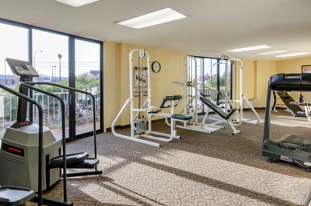 Comfort Suites Idaho Falls 16/50