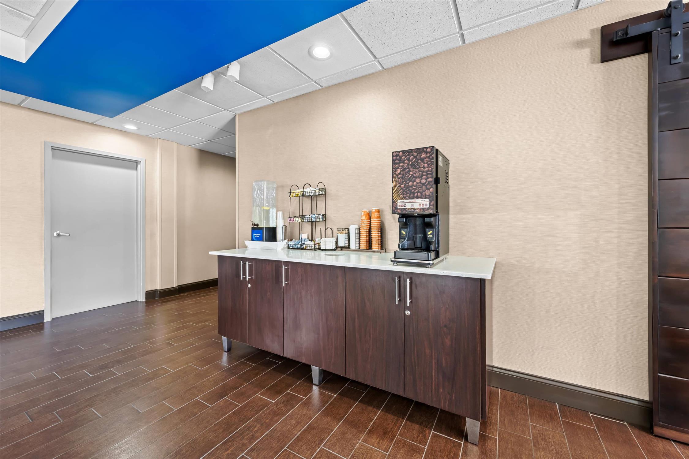 Comfort Inn and Suites Oxford South 3/19