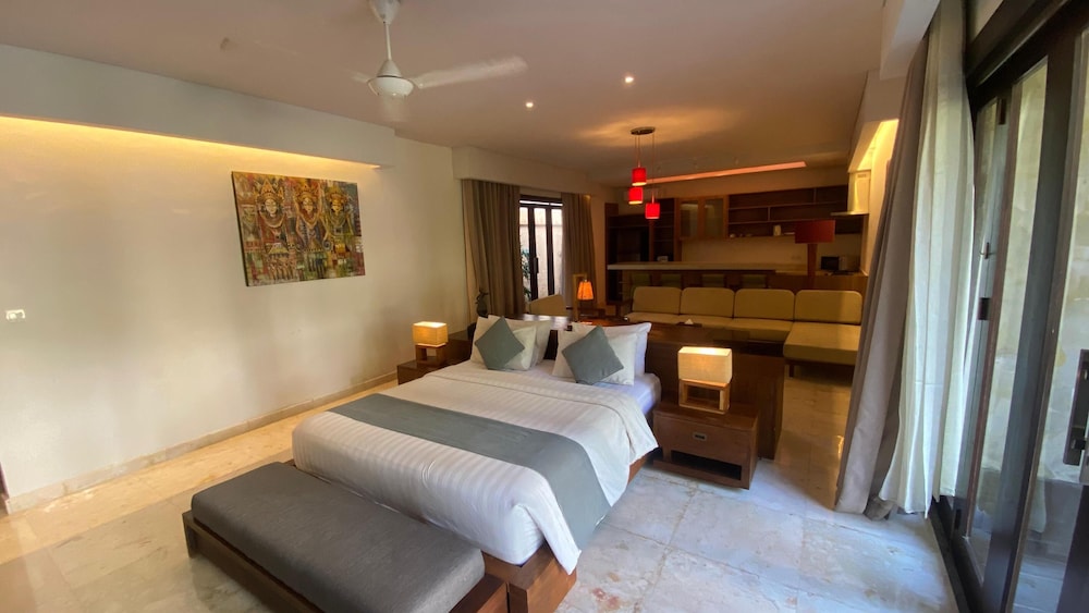 غرفة ديلوكس بسرير كوين بمطبخ، D Djabu Villas Canggu 2/3