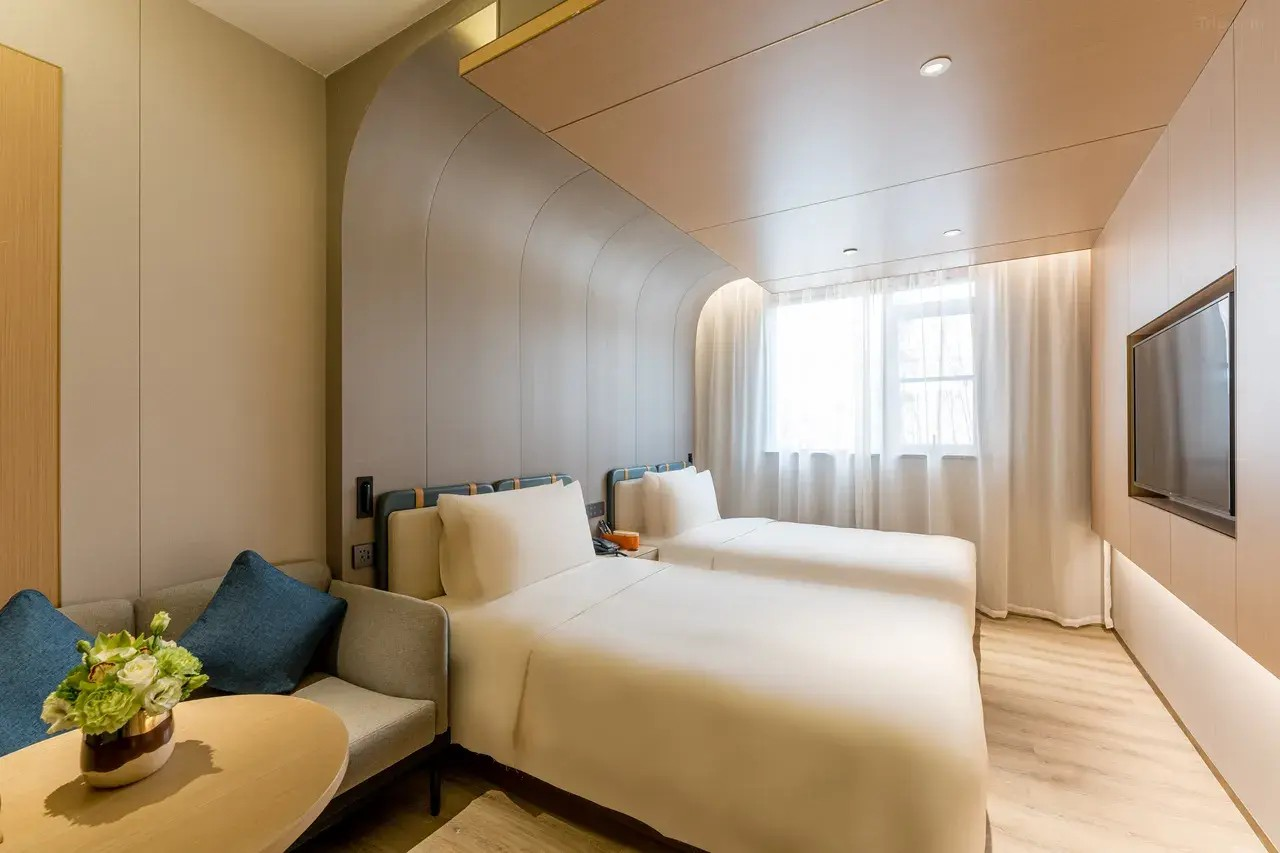 Atour Hotel Shanghai Expo High-tech West Road Metro Station 16/24
