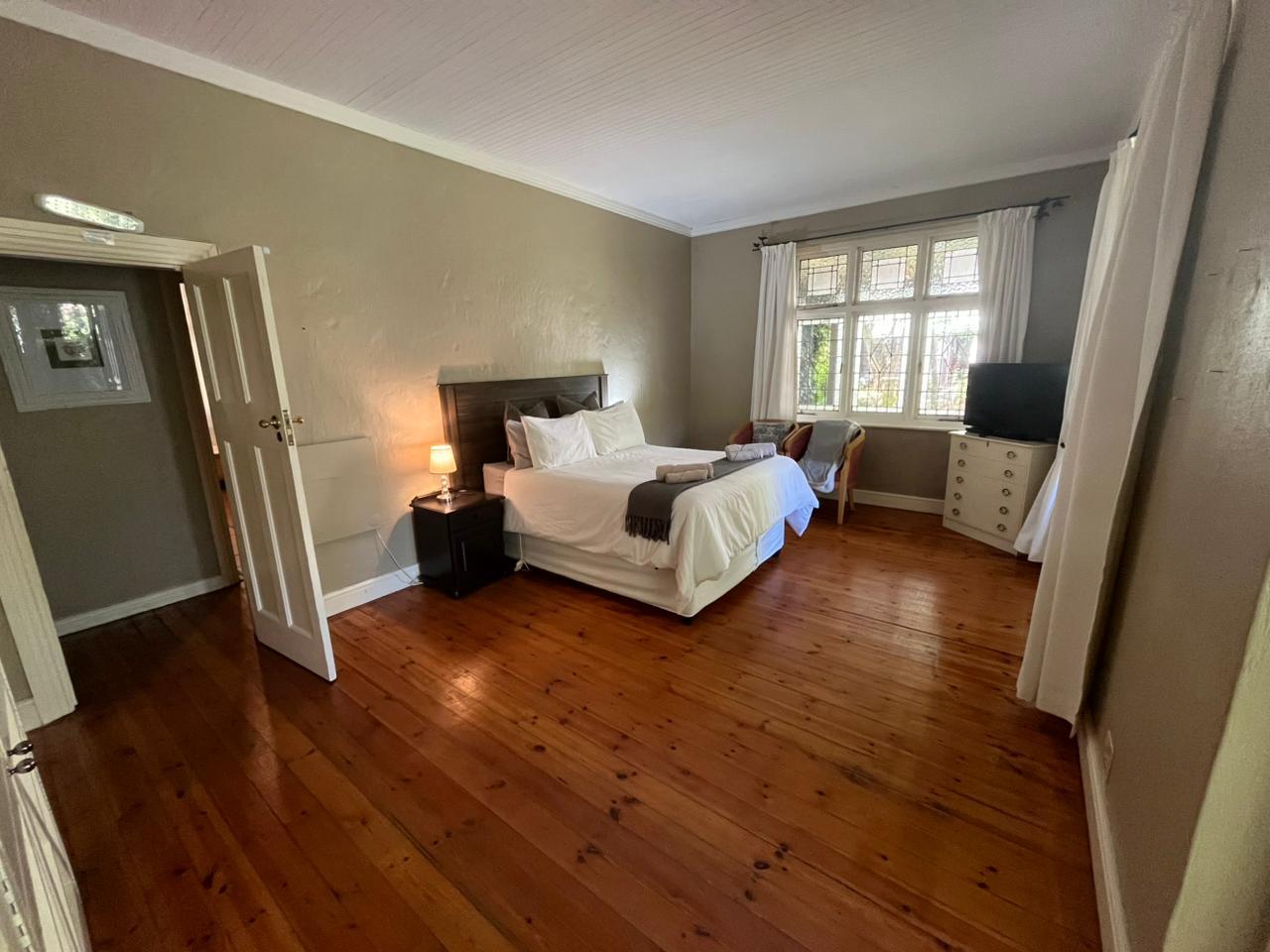 Room, Double Bed, Fountain View