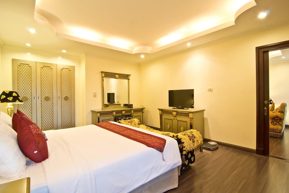 Lk Royal Suite 16/68