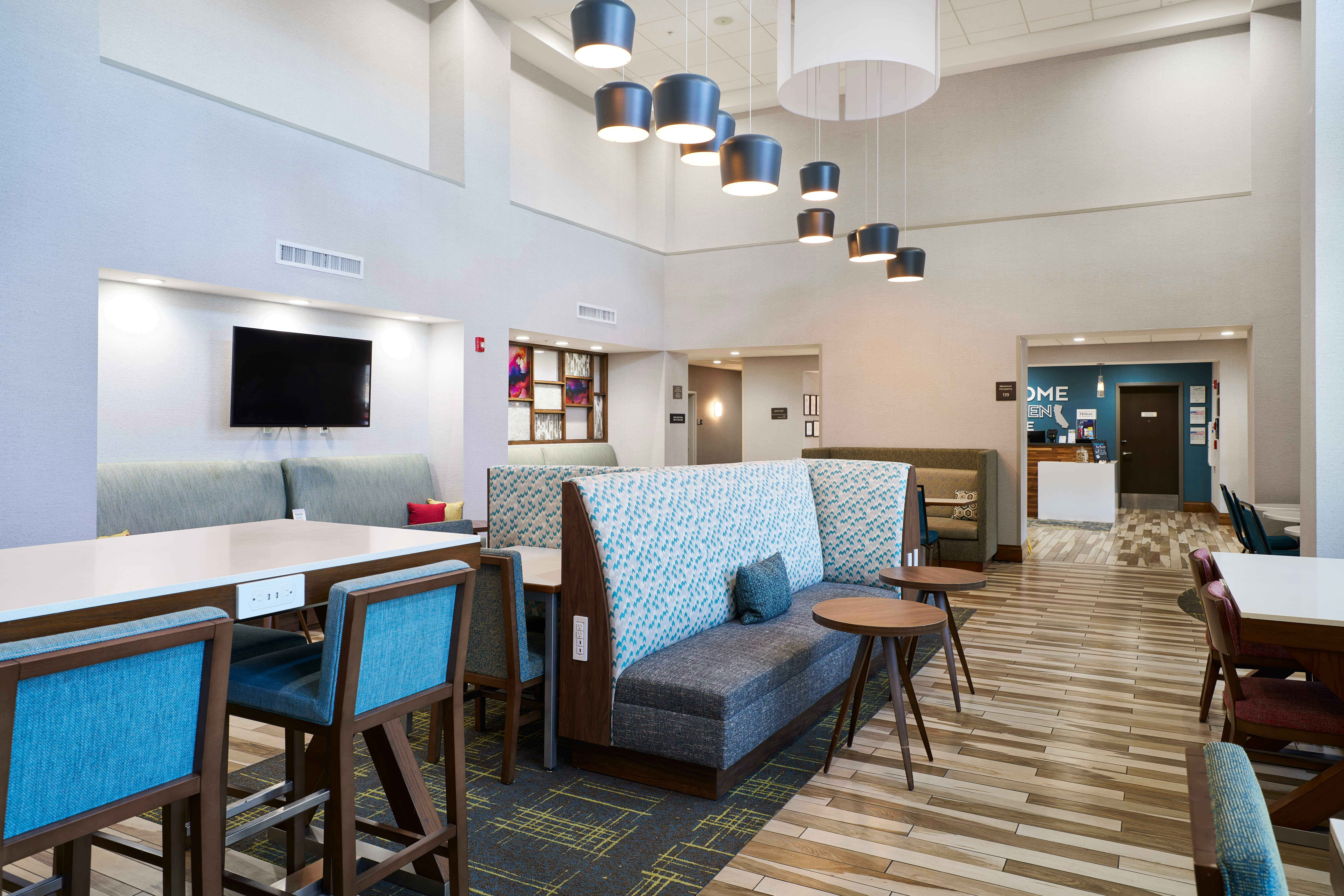 Hampton Inn And Suites Salinas 35/64