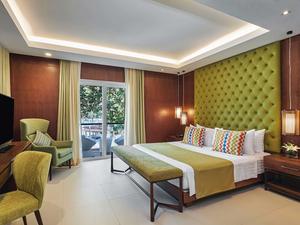 Movenpick Resort And Spa Boracay 24/70