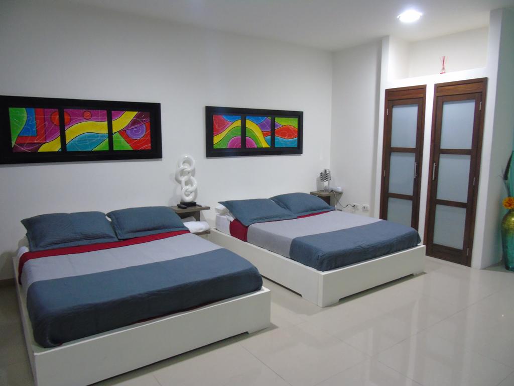 Apartahotel Bahía Tropical 1 3/13