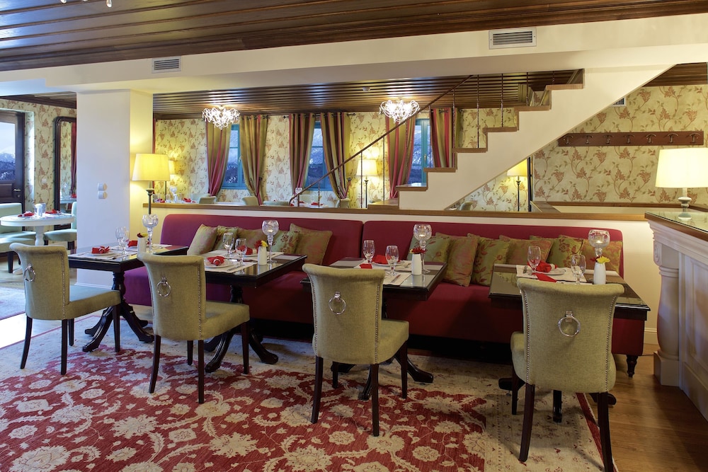Zagori Suites 52/72