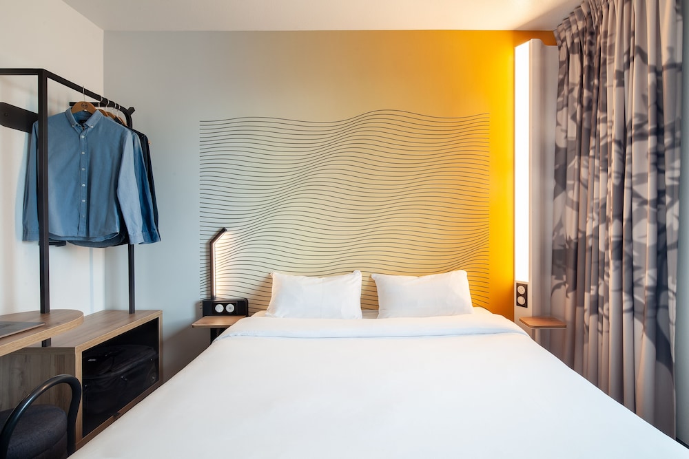 ROOM, DOUBLE BED, ACCESSIBLE