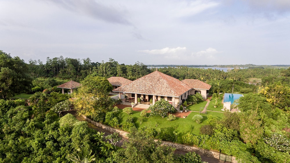Villa Mayurana 34/47