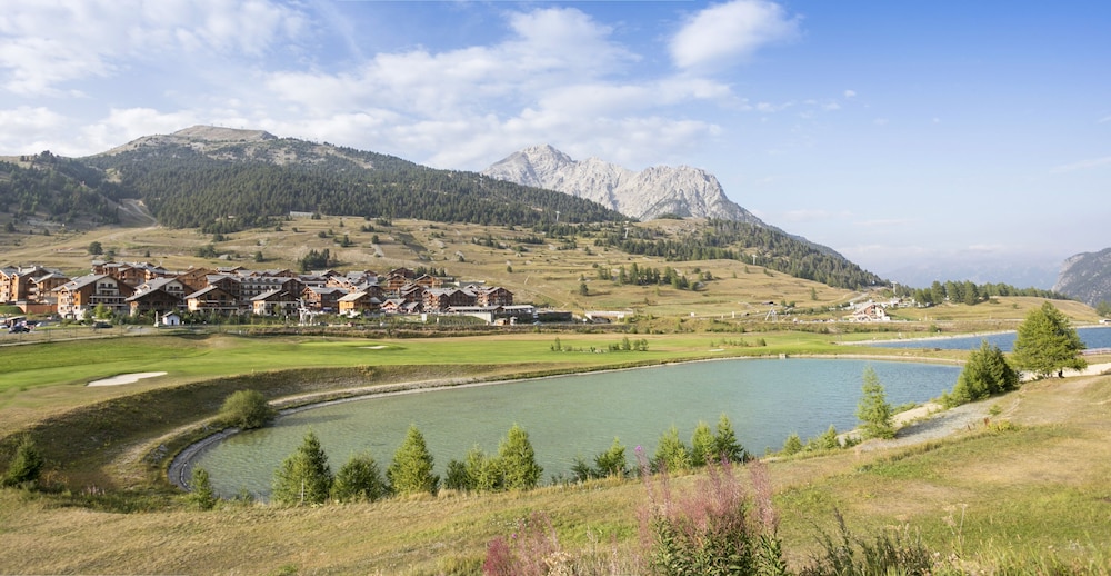 Residence Club Mmv Le Hameau Des Airelles 44/50