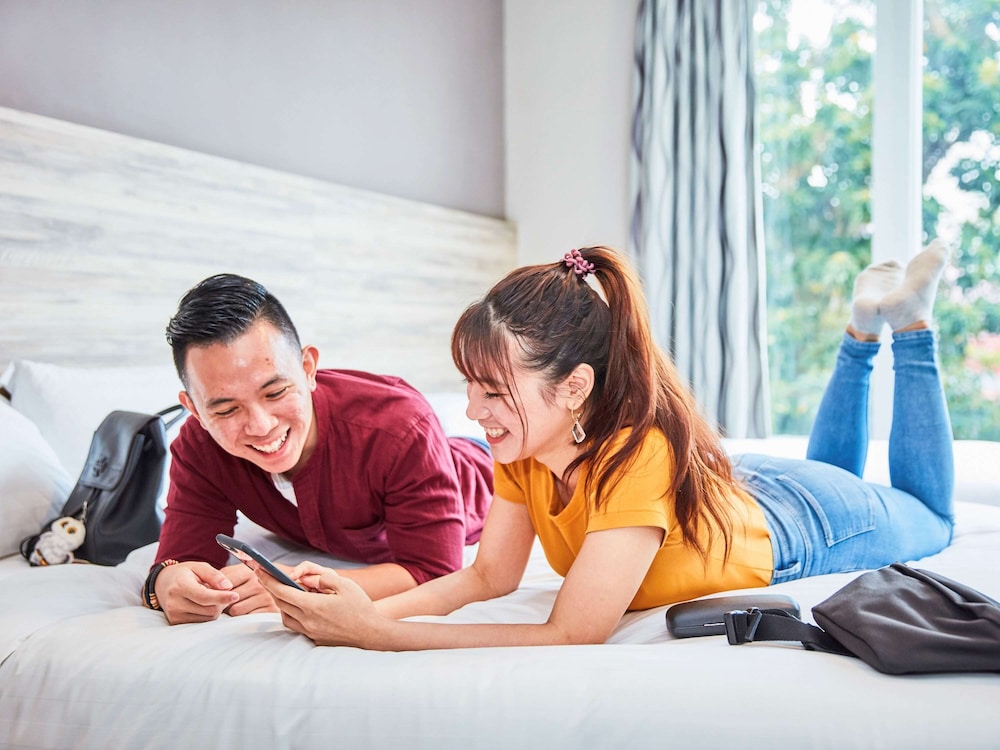 ibis budget Singapore Crystal 52/62