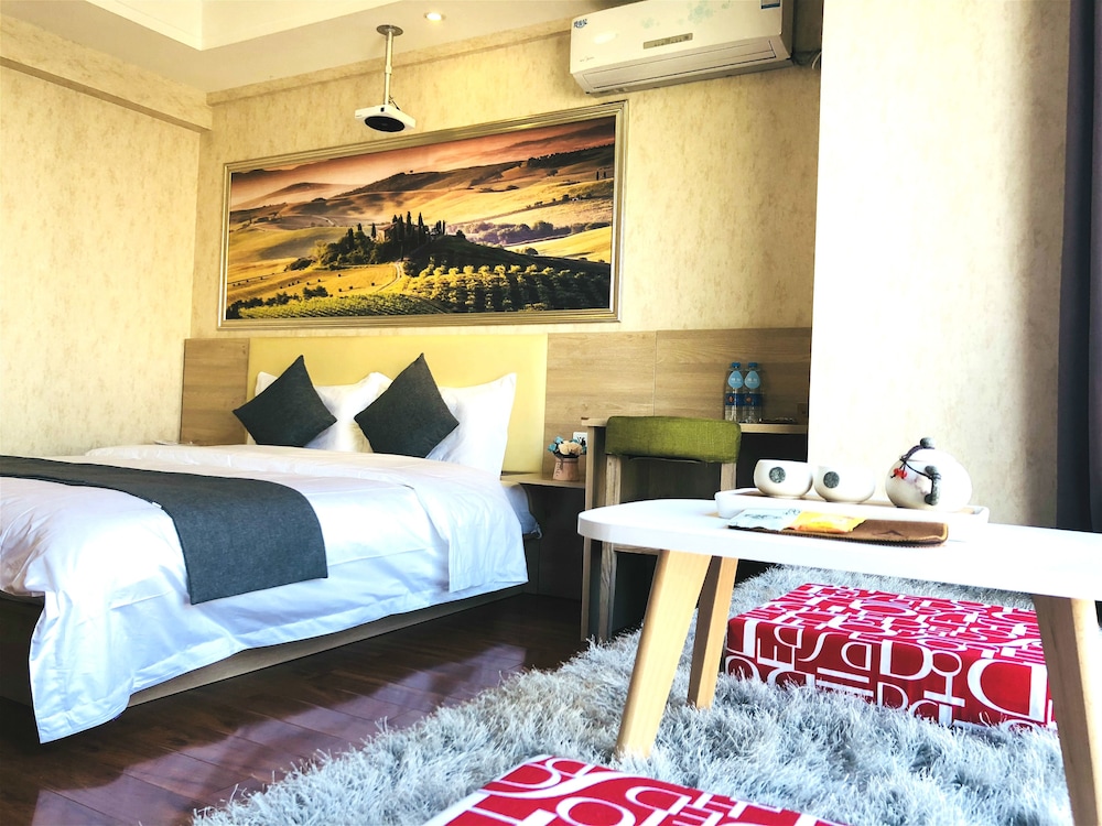 Xi'an Phoenix Holiday Hotel 9/30