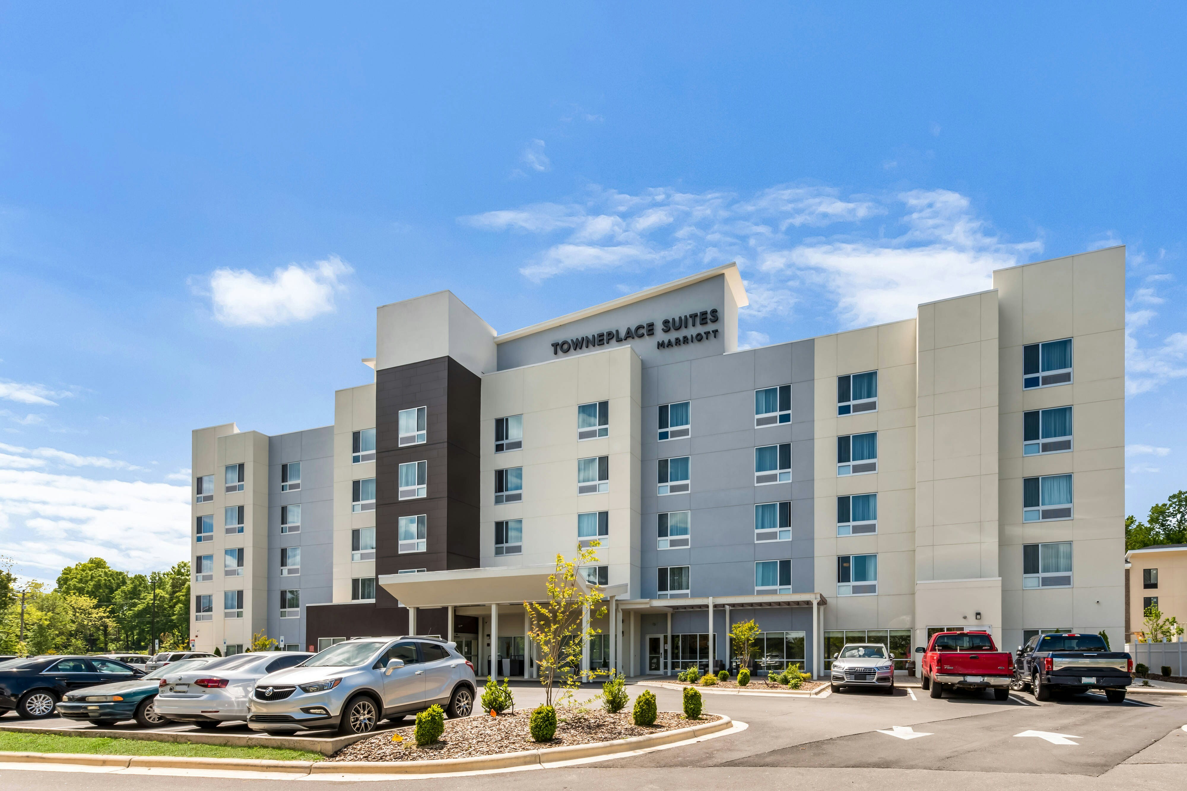 TownePlace Suites by Marriott Greensboro Coliseum Area 37/41
