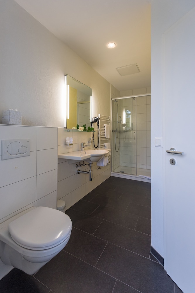 Parkhotel Gunten 45/50