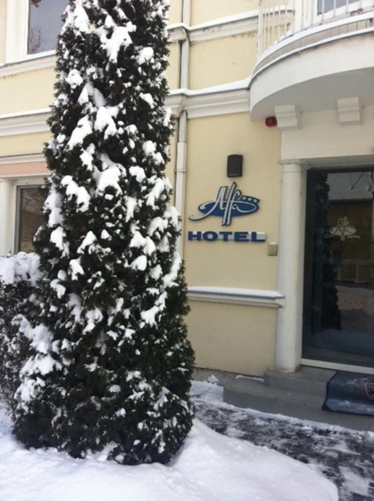 Tisza Alfa Hotel 4/48