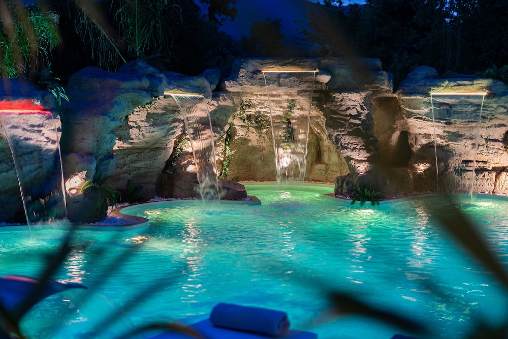 Avaton Luxury Resort and Spa 44/49