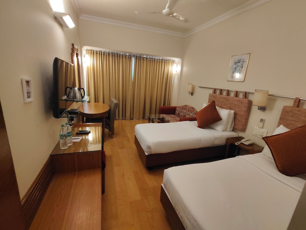 Hotel Regency 18/54