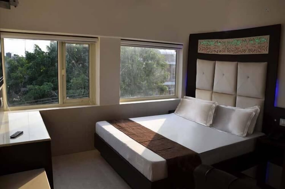Hotel Royal Park 22 11/19