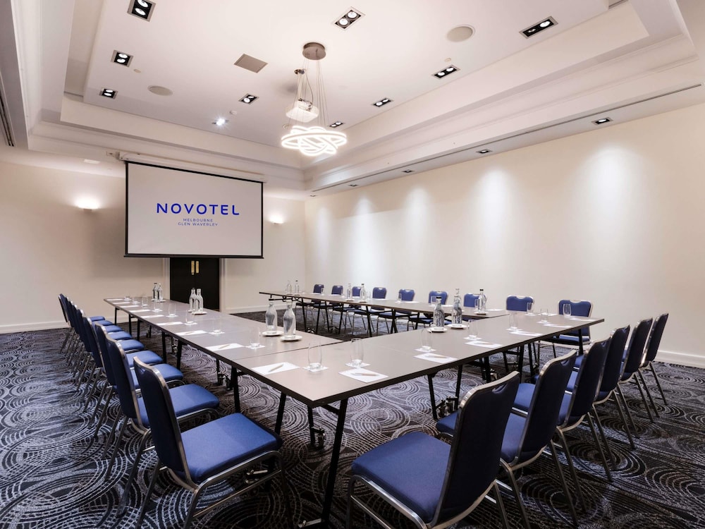 Novotel Melbourne Glen Waverley 42/50