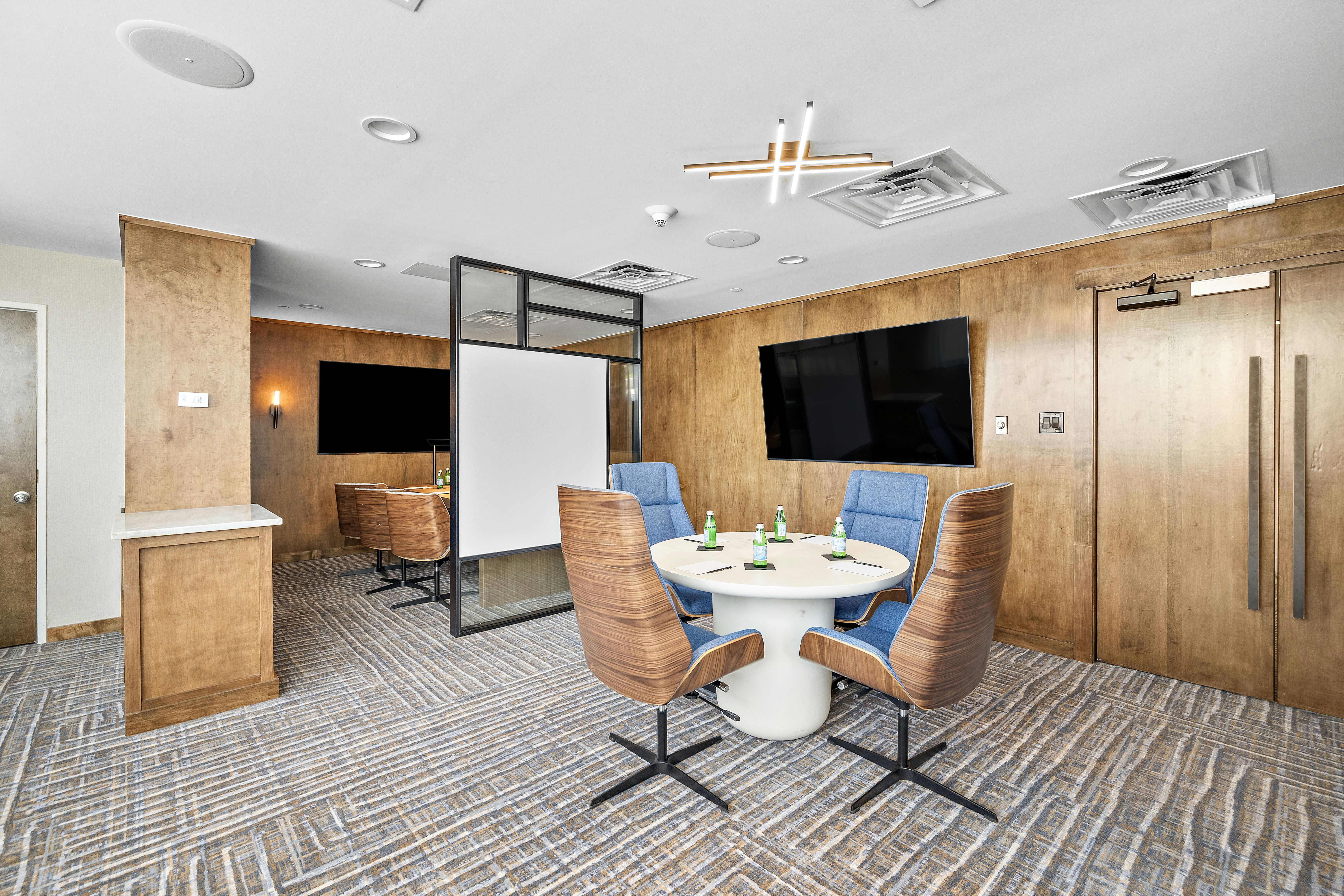 Hilton College Station & Conference Center 58/69