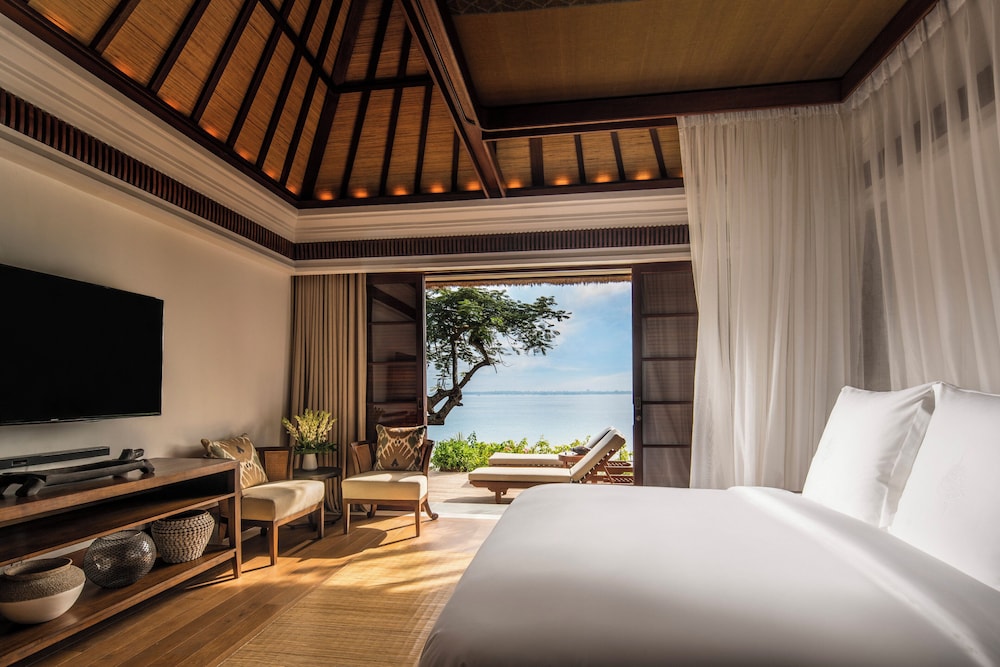 OCEAN, PREMIER, VILLA, KING BED