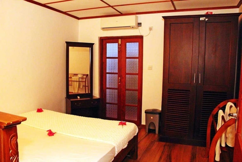 Thotiya Villa 7/29