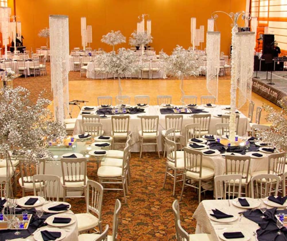 Royal Garden Reynosa 25/32