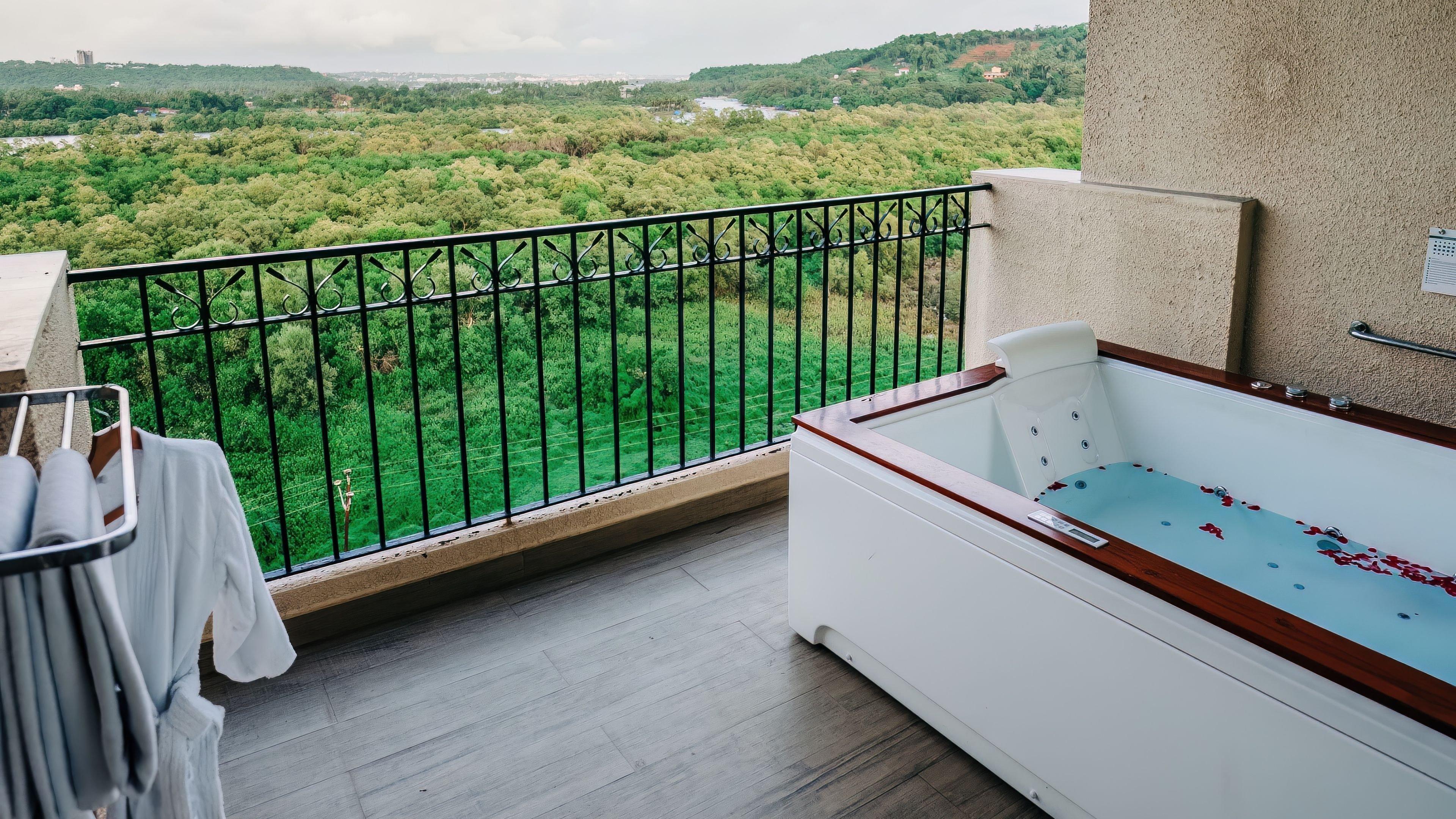2 Bedrooms, Suite, Sunrise View, Balcony