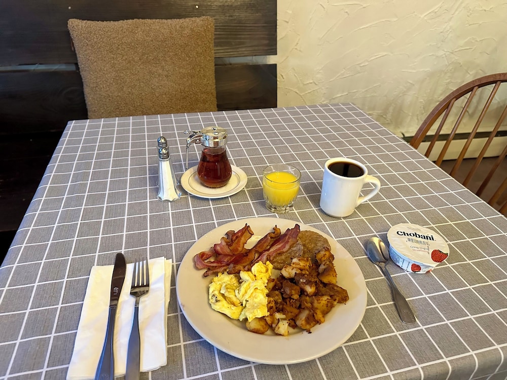 Innsbruck Inn at Stowe 32/50