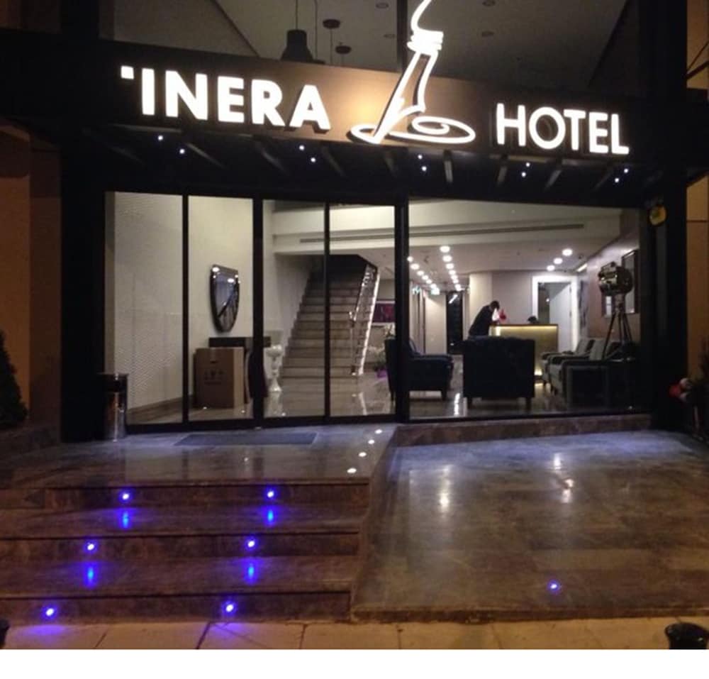 Inera Hotel 26/42