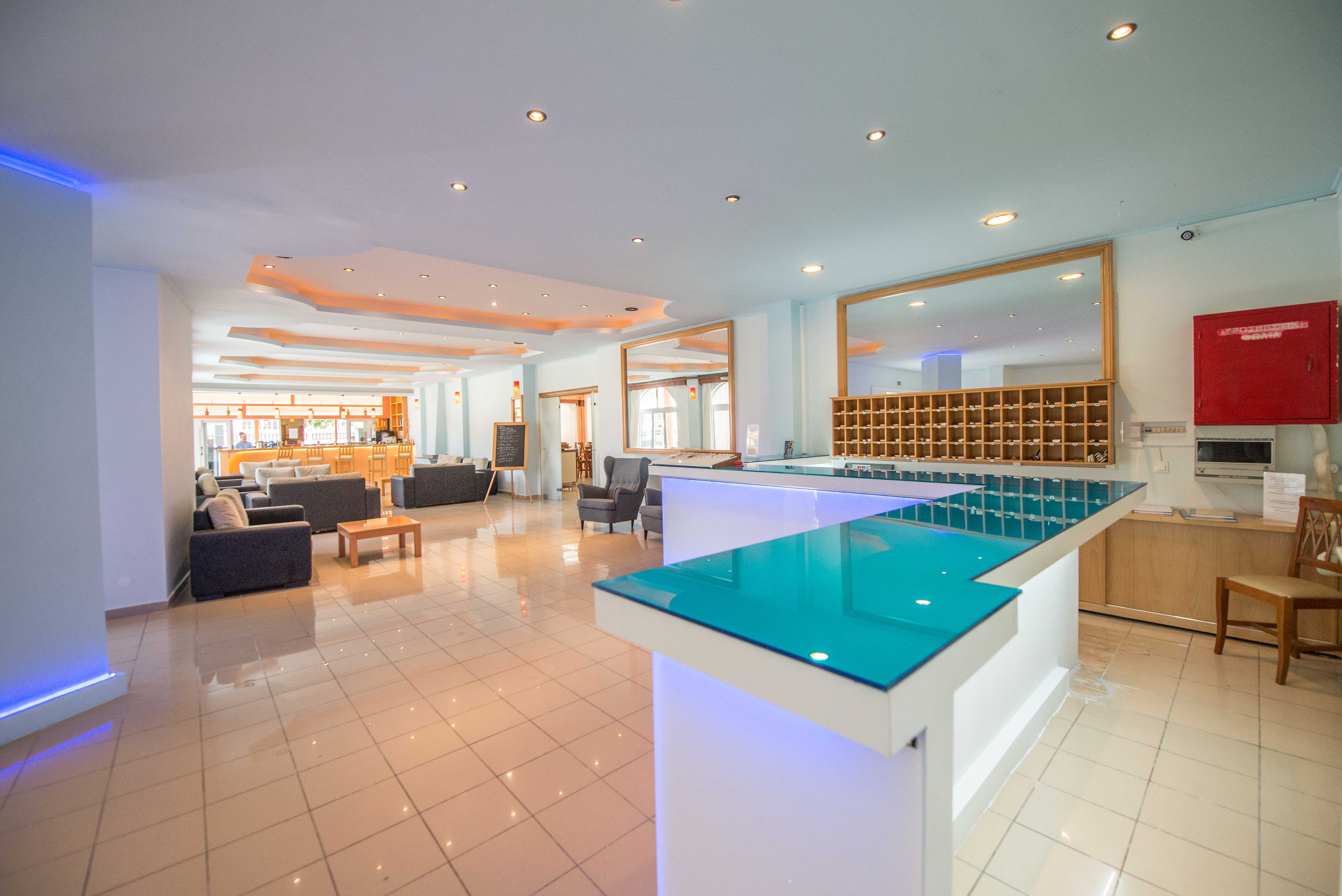 Silver Beach Hotel - Adults Only 11/42