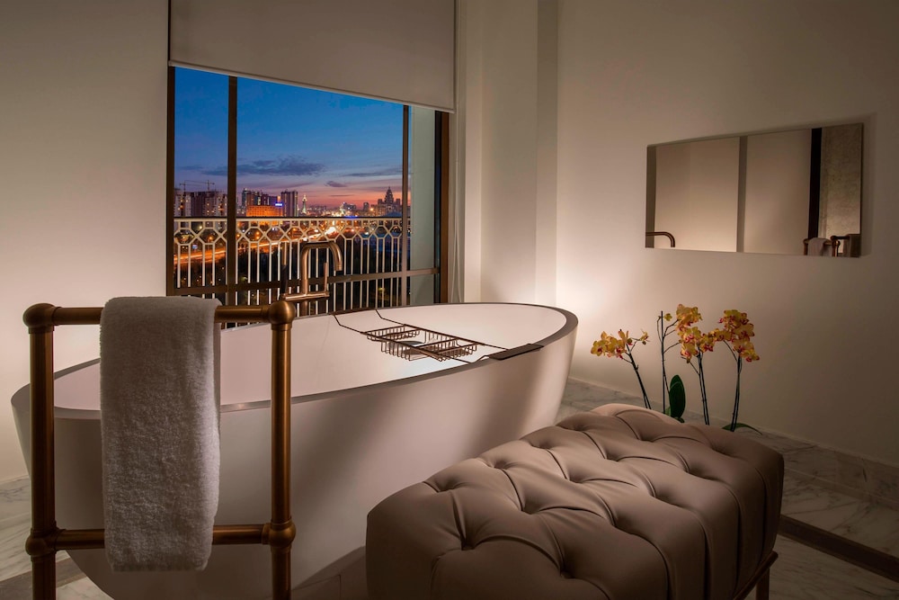 THE ST. REGIS ASTANA 26/62
