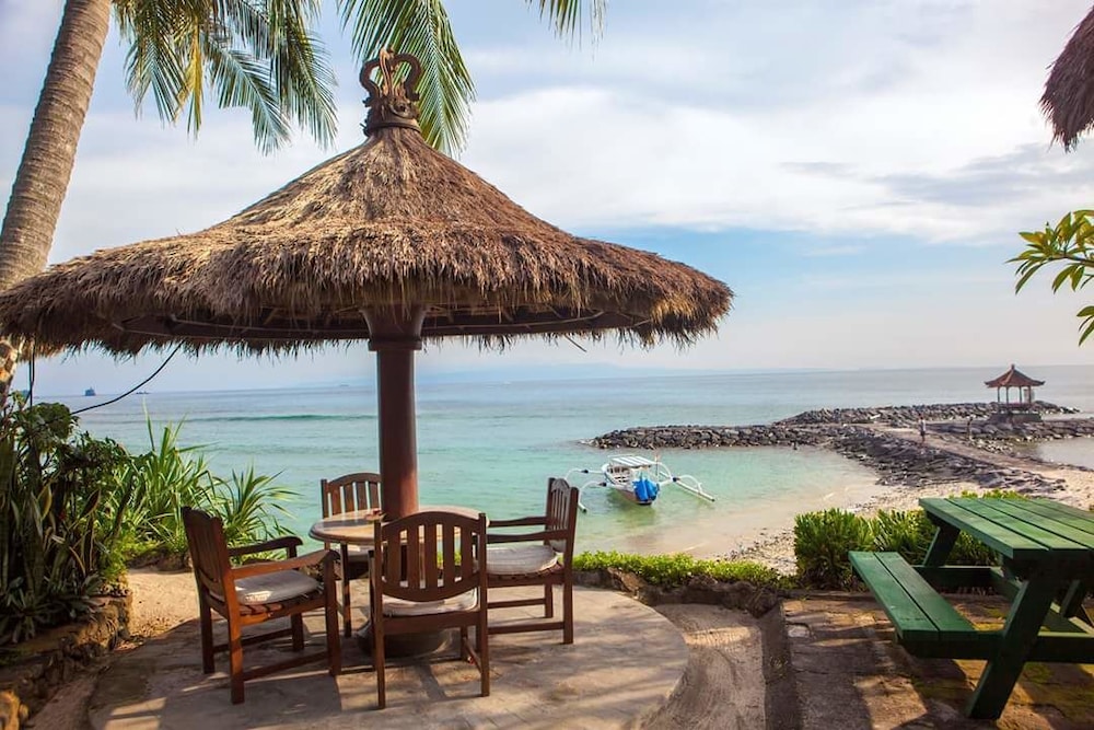 Puri Pandan Restaurant Bungalows 45/62