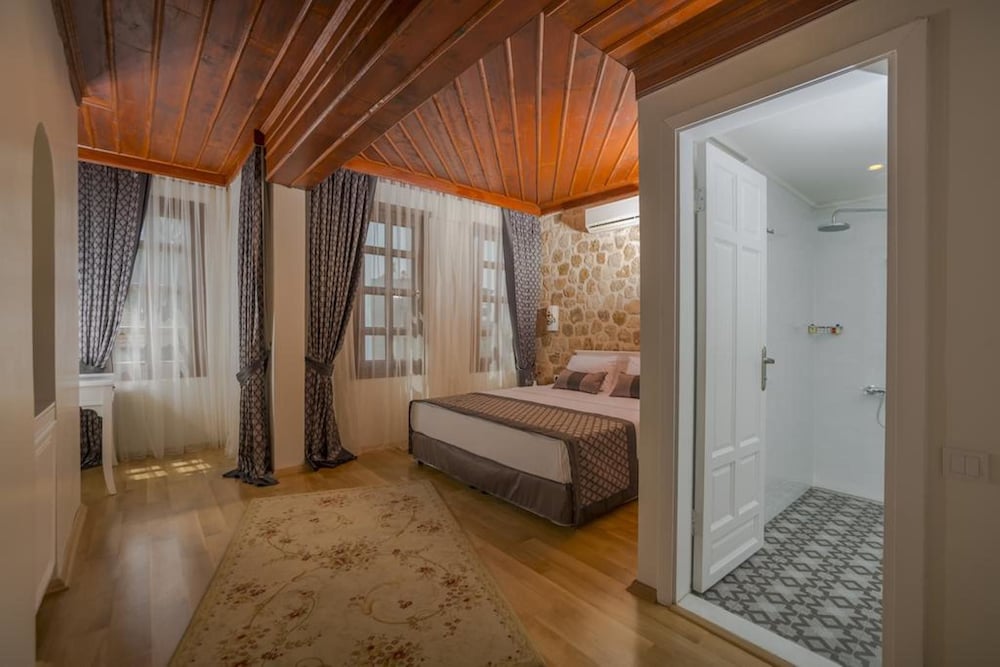 Argos Hotel - Adults Only 49/75