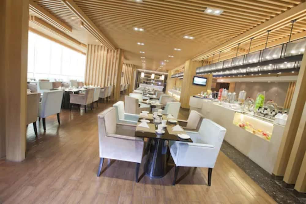 Dorsett Wuhan Hotel 38/50