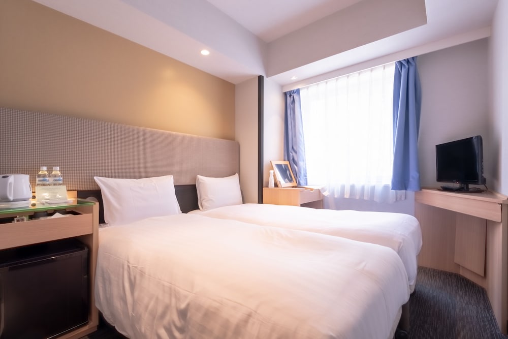 E Hotel Higashi Shinjuku 37/63