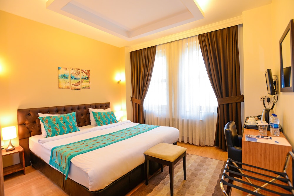 Retropera Hotel 27/60